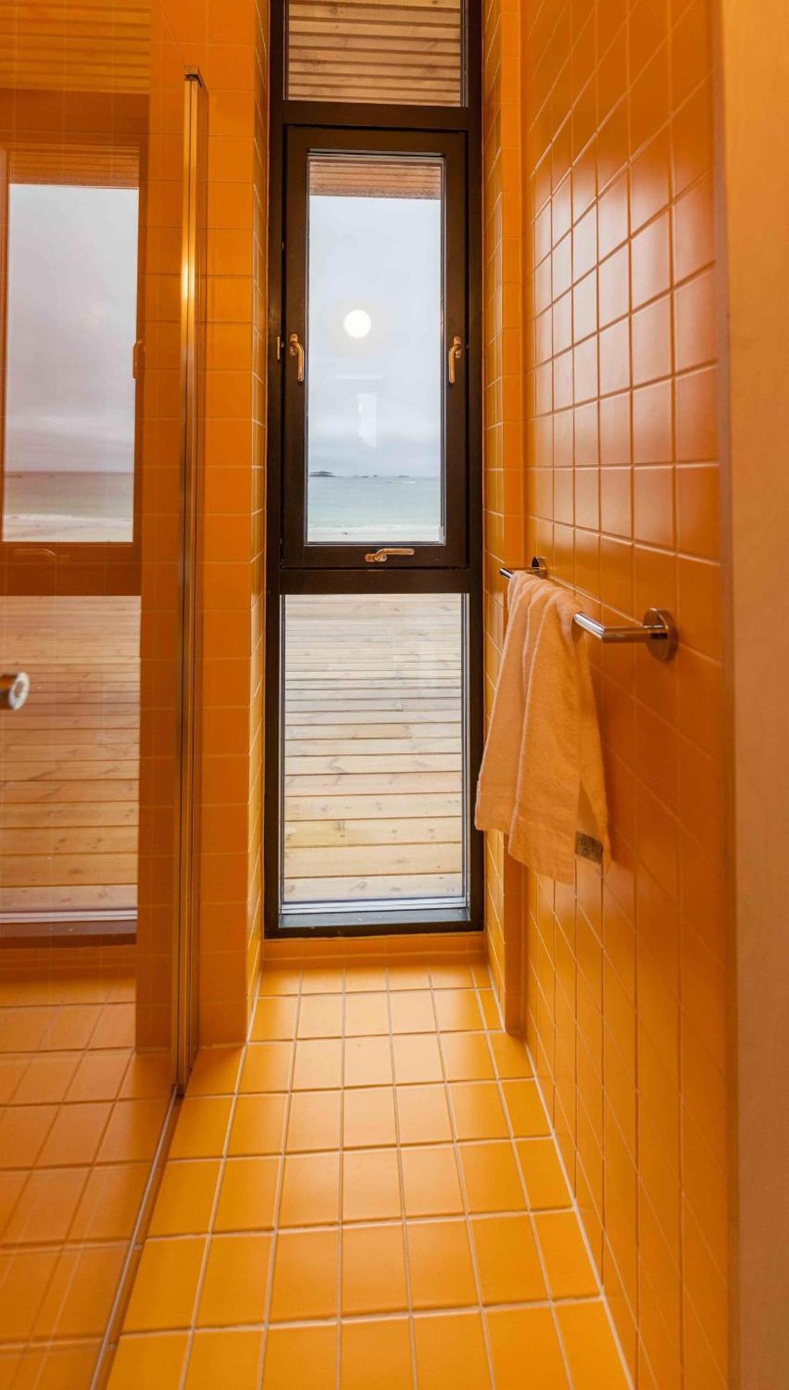 Exclusive Beach House Ramberg - Your Private Oasis Zewnętrze zdjęcie